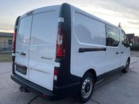 Gebraucht Renault Trafic 120 PS (88 kW) 2018 Gletscherweiss Van / Kleinbus