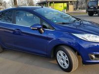 Gebraucht Ford Fiesta Titanium 101 PS (74 kW) 2014 Blau metallic Kleinwagen