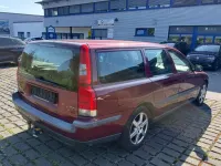 Gebraucht Volvo V70 163 PS (119 kW) 2003 Rot Kombi