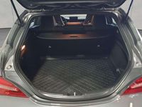 Gebraucht Mercedes CLA180 122 PS (89 kW) 2019 Mountaingrau  met. Limousine