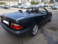 Gebraucht Mercedes CLK320 Elegance 218 PS (160 kW) 1999 Schwarz metallic Cabrio