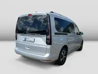 Gebraucht VW Caddy Maxi Style 122 PS (89 kW) 2022 Silber Van / Kleinbus