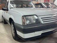 Gebraucht Opel Ascona 75 PS (55 kW) 1988 Weiß Limousine