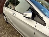 Gebraucht Mercedes B180 122 PS (89 kW) 2013 Silber Van / Kleinbus