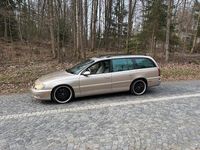 Gebraucht Opel Omega 211 PS (155 kW) 1998 Gold Limousine