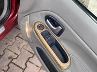 Gebraucht Renault Clio II Initiale 72 PS (52 kW) 2003 Rot Kleinwagen