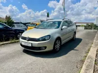 Gebraucht VW Golf VI Comfortline 105 PS (77 kW) 2011 Gold Kleinwagen