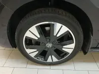 Gebraucht VW Multivan Style 150 PS (110 kW) 2025 Deep black perleffekt Van / Kleinbus