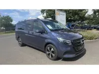 Gebraucht Mercedes V250 Style 190 PS (139 kW) 2025 Blau Van / Kleinbus
