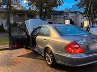 Gebraucht Mercedes E320 204 PS (150 kW) 2005 Grau Limousine