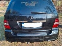 Gebraucht Mercedes ML320 224 PS (164 kW) 2007 Schwarz SUV