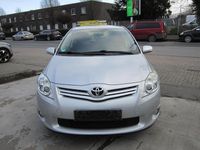 Gebraucht Toyota Auris Edition 132 PS (97 kW) 2011 Silber Kleinwagen