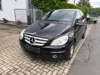 Gebraucht Mercedes B200 140 PS (102 kW) 2009 Schwarz Van / Kleinbus