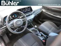 Neu Hyundai i20 Select 90 PS (66 kW) 2026 Dragon red metallic Kleinwagen