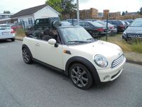 Gebraucht Mini Cooper Cabriolet 122 PS (89 kW) 2010 Weiß Cabrio