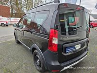 Gebraucht Dacia Dokker Celebration 102 PS (75 kW) 2019 Schwarz Van / Kleinbus
