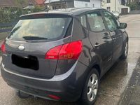 Gebraucht Kia Venga 90 PS (66 kW) 2014 Grau Kleinwagen