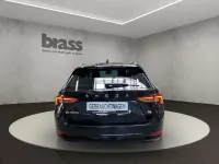 Gebraucht Skoda Octavia Style 204 PS (150 kW) 2021 Blackmagic perleffekt Kombi