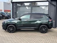 Neu Jeep Compass Summit 131 PS (96 kW) 2025 Grün SUV