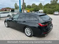Gebraucht BMW 330 Sport Line 286 PS (210 kW) 2021 Schwarz Kombi
