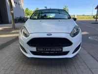 Gebraucht Ford Fiesta Ambiente 60 PS (44 kW) 2016 Weiß Kleinwagen