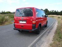 Gebraucht VW T5 102 PS (75 kW) 2008 Rot Van