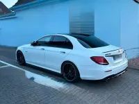 Gebraucht Mercedes E350 300 PS (220 kW) 2018 Weiß Limousine
