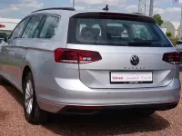 Gebraucht VW Passat 150 PS (110 kW) 2021 Reflexsilber metallic Kombi