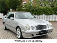 Używany Mercedes E220 Classic 143 KM (105 kW) 2002 Srebrny Sedan/Limuzyna