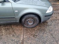 Gebraucht VW Passat 131 PS (96 kW) 2003 Grün Kombi