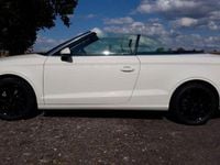 Gebraucht Audi A3 Cabriolet Attraction 150 PS (110 kW) 2014 Weiß Cabrio