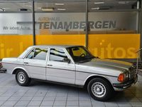 Gebraucht Mercedes 200 109 PS (80 kW) 1983 Silber Limousine