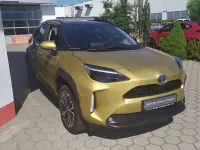 Gebraucht Toyota Yaris Cross Team 116 PS (85 kW) 2023 Brass gold metallic SUV
