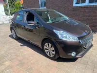 Gebraucht Peugeot 208 Active 68 PS (50 kW) 2013 Kleinwagen