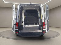 Gebraucht VW Crafter 102 PS (75 kW) 2023 Weiss Van