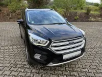 Usata Ford Kuga 150 CV (110 kW) 2017 Nero SUV