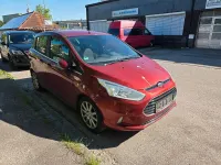 Używany Ford B-MAX Individual 125 KM (91 kW) 2015 Czerwony Minivan