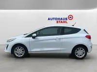 Gebraucht Ford Fiesta Cool & Connect 75 PS (55 kW) 2020 Weiß Kleinwagen