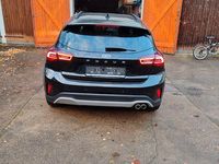 Usata Ford Focus Active 120 CV (88 kW) 2022 Nero Berlina