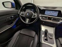 Gebraucht BMW 330 Shadowline 286 PS (210 kW) 2020 M portimao blau metallic Limousine