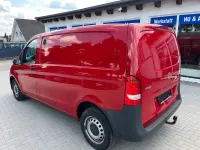 Gebraucht Mercedes Vito 114 PS (83 kW) 2019 Rot Van