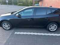 Second-hand Volvo V60 116 CP (85 kW) 2012 Negru Break