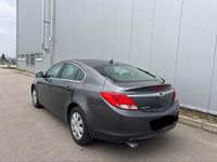 Usado Opel Insignia 140 HP (102 kW) 2008 Cinzento Sedan