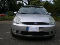 Gebraucht Ford Fiesta 80 PS (58 kW) 2005 Silber Kleinwagen