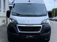 Gebraucht Peugeot Boxer Premium 140 PS (102 kW) 2022 Weiß Van
