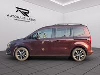 Gebraucht Mercedes T180 Style 131 PS (96 kW) 2023 Rot Van / Kleinbus