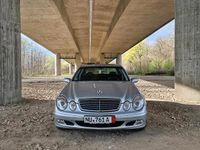 Gebraucht Mercedes E220 Classic 150 PS (110 kW) 2003 Limousine