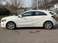 Gebraucht Mercedes A180 109 PS (80 kW) 2016 Weiß Limousine