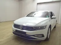 Gebraucht VW Passat Elegance 150 PS (110 kW) 2020 Pure white Limousine