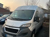 Gebraucht Peugeot Boxer 131 PS (96 kW) 2017 Silber Van